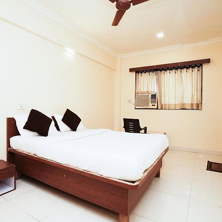 Hotel Della Comfort Near Ambreshwar Shiv Mandir, Ambernath Amarnāth Exterior photo
